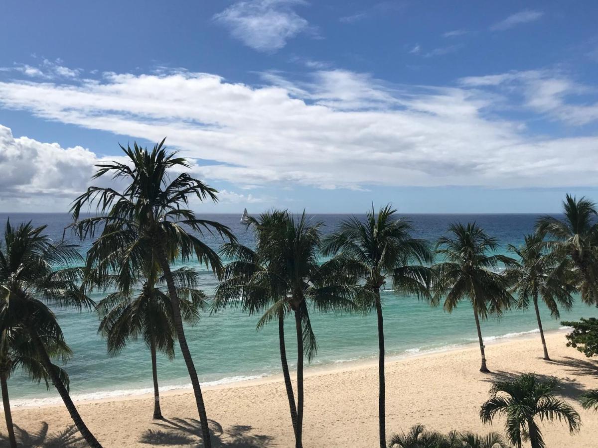 Courtyard By Marriott Bridgetown, Barbados Hotel Bagian luar foto